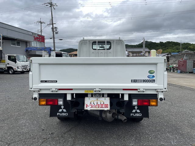 三菱ふそうキャンター平ボディ小型（2t・3t）[写真11]