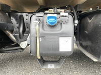 三菱ふそうキャンター平ボディ小型（2t・3t）[写真17]