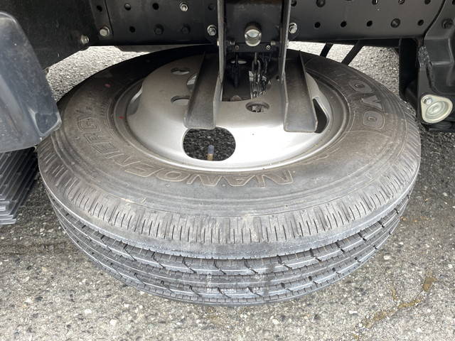 三菱ふそうキャンター平ボディ小型（2t・3t）[写真19]