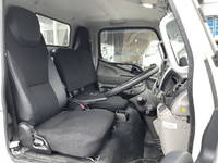 三菱ふそうキャンター平ボディ小型（2t・3t）[写真31]