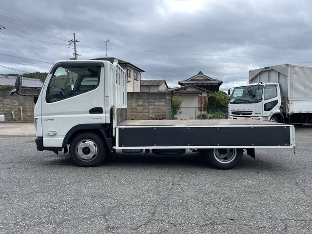 三菱ふそうキャンター平ボディ小型（2t・3t）[写真06]