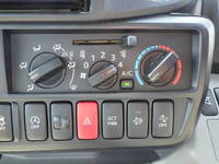 トヨタトヨエース平ボディ小型（2t・3t）[写真11]