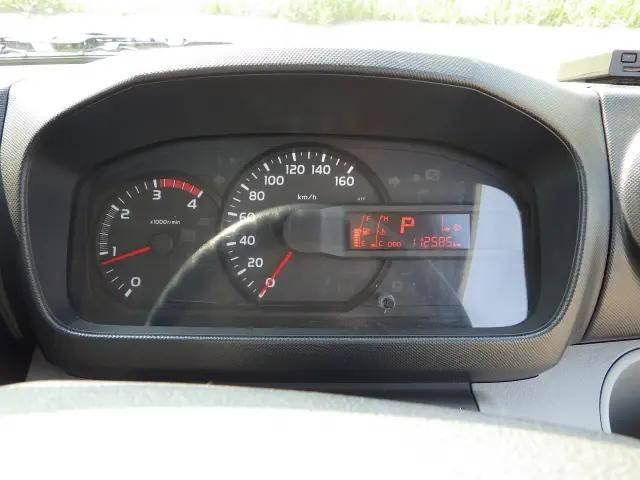 トヨタトヨエース平ボディ小型（2t・3t）[写真16]