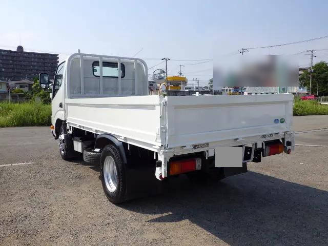 トヨタトヨエース平ボディ小型（2t・3t）[写真02]