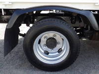 トヨタトヨエース平ボディ小型（2t・3t）[写真24]