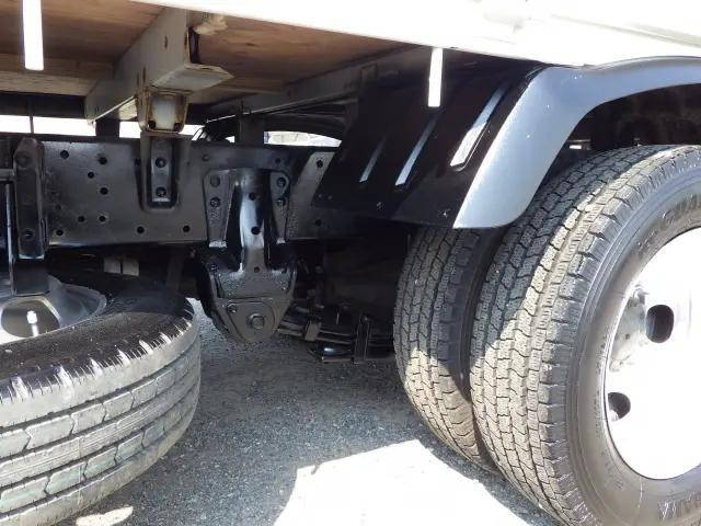 トヨタトヨエース平ボディ小型（2t・3t）[写真32]