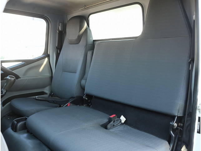 三菱ふそうキャンターダンプ小型（2t・3t）[写真35]