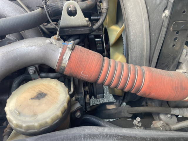 いすゞフォワードアルミウイング中型（4t）[写真23]