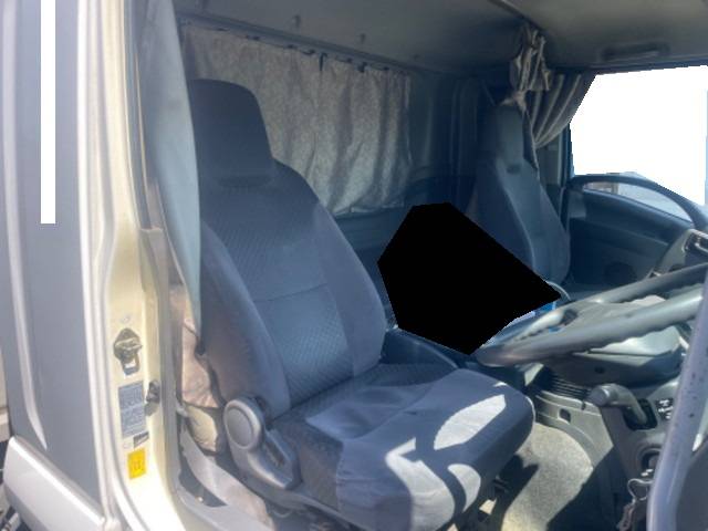 いすゞフォワードアルミウイング中型（4t）[写真28]