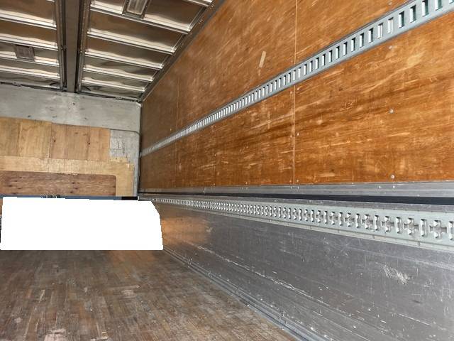 いすゞフォワードアルミウイング中型（4t）[写真08]