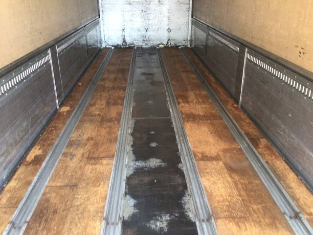 日野プロフィアアルミウイング大型（10t）[写真13]