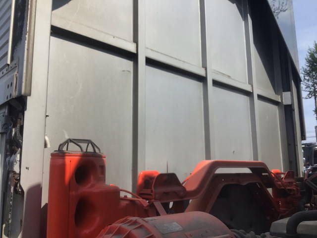 日野プロフィアアルミウイング大型（10t）[写真16]