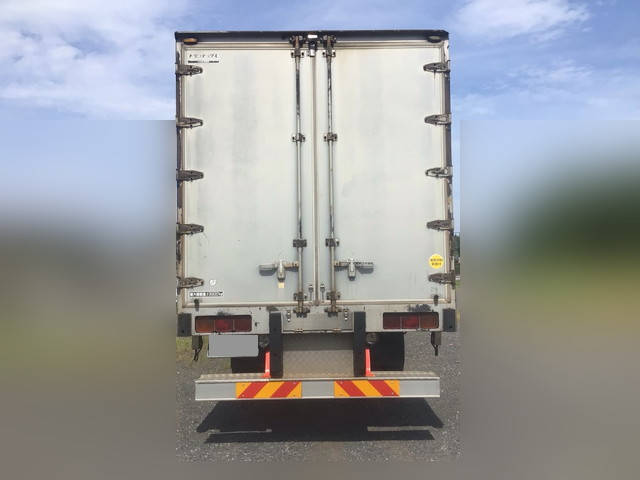 日野プロフィアアルミウイング大型（10t）[写真09]