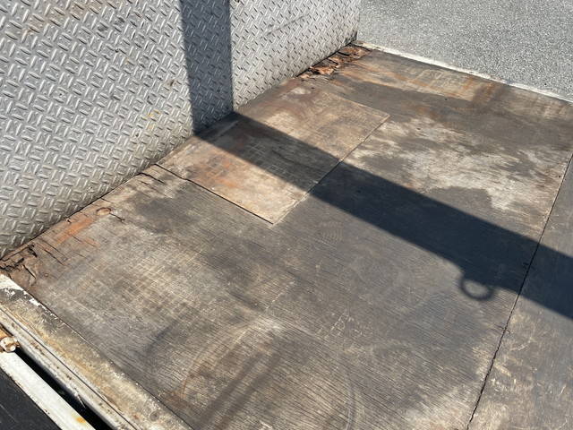 いすゞエルフクレーン3段小型（2t・3t）[写真14]