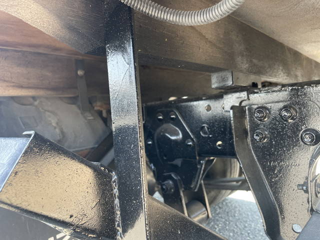 いすゞエルフクレーン3段小型（2t・3t）[写真24]