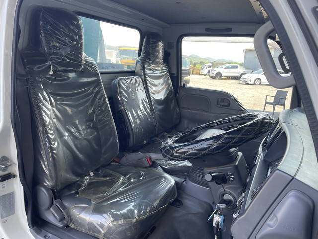 いすゞエルフクレーン3段小型（2t・3t）[写真33]