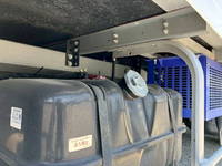 いすゞエルフ冷凍車（冷蔵車）小型（2t・3t）[写真23]