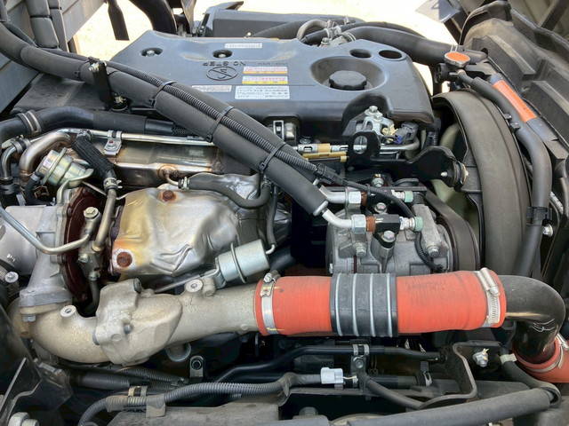 いすゞエルフ冷凍車（冷蔵車）小型（2t・3t）[写真28]