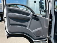 いすゞエルフ冷凍車（冷蔵車）小型（2t・3t）[写真29]