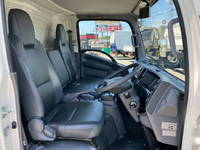 いすゞエルフ冷凍車（冷蔵車）小型（2t・3t）[写真33]