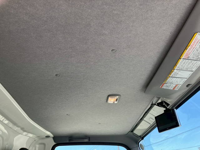 いすゞエルフ冷凍車（冷蔵車）小型（2t・3t）[写真35]