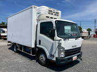 いすゞエルフ冷凍車（冷蔵車）小型（2t・3t）[写真03]