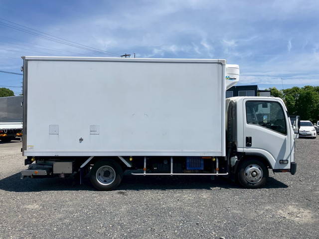 いすゞエルフ冷凍車（冷蔵車）小型（2t・3t）[写真06]