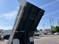 いすゞエルフダンプ小型（2t・3t）[写真13]