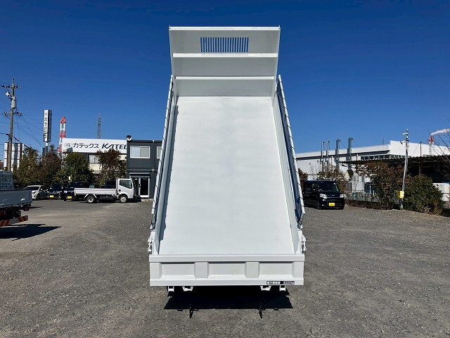 いすゞエルフダンプ小型（2t・3t）[写真09]