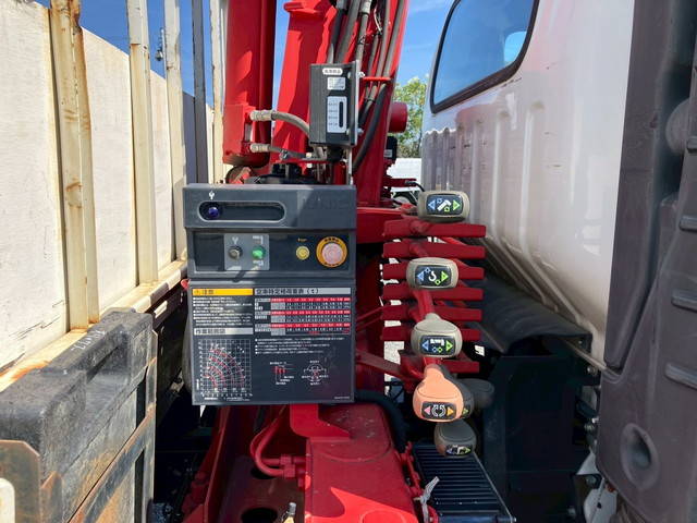 いすゞエルフクレーン4段小型（2t・3t）[写真14]