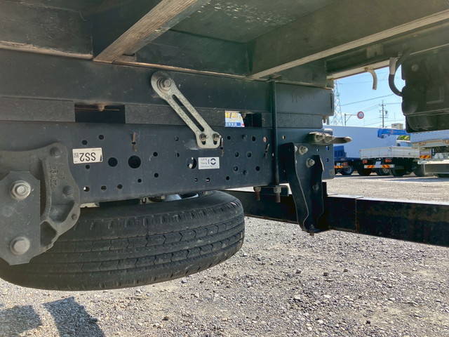 いすゞエルフクレーン4段小型（2t・3t）[写真22]