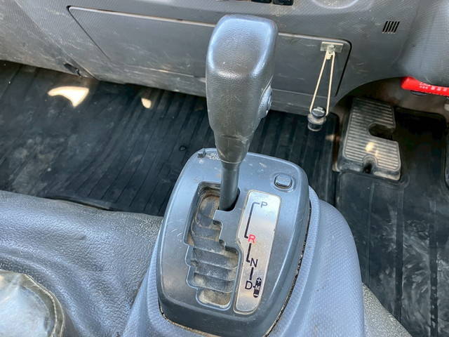 いすゞエルフクレーン4段小型（2t・3t）[写真35]