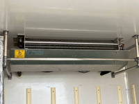 いすゞエルフ冷凍車（冷蔵車）小型（2t・3t）[写真15]