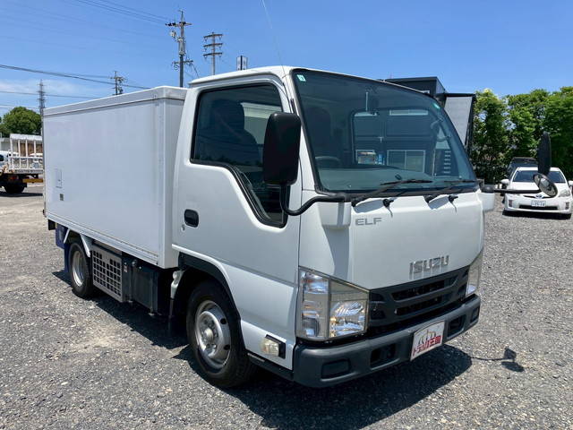 いすゞエルフ冷凍車（冷蔵車）小型（2t・3t）[写真03]