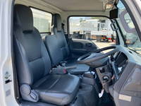 いすゞエルフ冷凍車（冷蔵車）小型（2t・3t）[写真30]