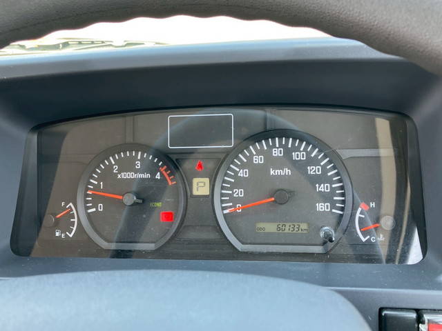 いすゞエルフ冷凍車（冷蔵車）小型（2t・3t）[写真36]