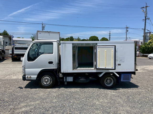 いすゞエルフ冷凍車（冷蔵車）小型（2t・3t）[写真05]
