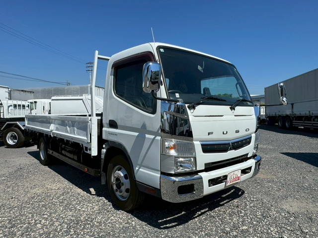 三菱ふそうキャンター平ボディ小型（2t・3t）[写真03]