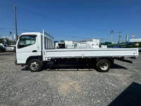 三菱ふそうキャンター平ボディ小型（2t・3t）[写真06]