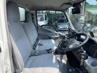 日野デュトロ冷凍車（冷蔵車）小型（2t・3t）[写真10]