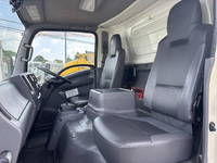 いすゞエルフアルミバン小型（2t・3t）[写真24]