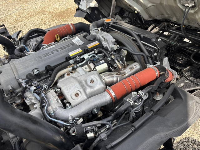 いすゞエルフアルミバン小型（2t・3t）[写真29]