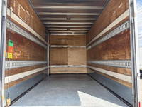 いすゞエルフアルミバン小型（2t・3t）[写真08]