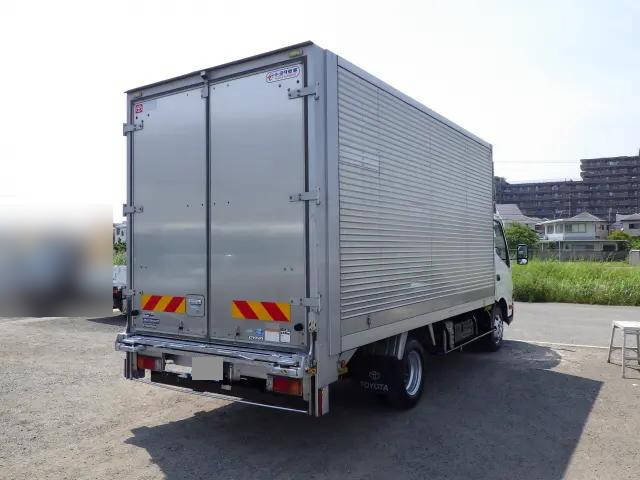 トヨタダイナアルミバン小型（2t・3t）[写真02]
