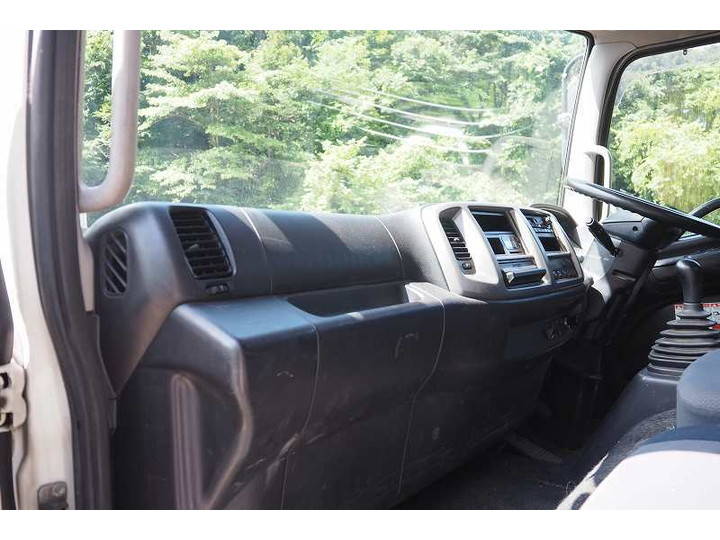 日野レンジャークレーン5段中型（4t）[写真31]