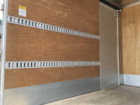 いすゞエルフアルミバン小型（2t・3t）[写真14]