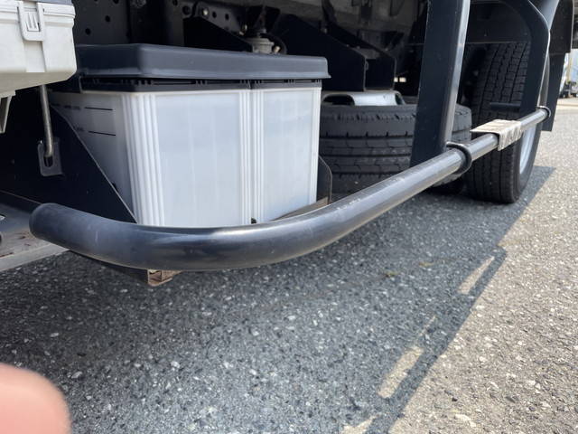 いすゞエルフアルミバン小型（2t・3t）[写真18]