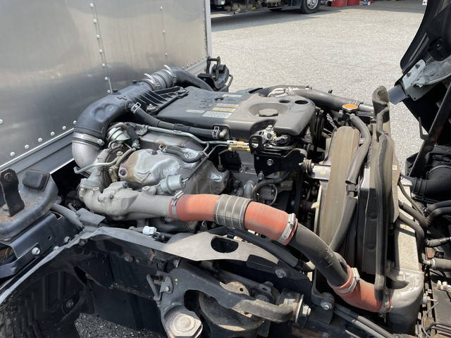 いすゞエルフアルミバン小型（2t・3t）[写真25]