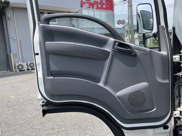 いすゞエルフアルミバン小型（2t・3t）[写真28]