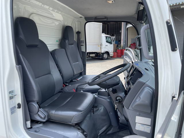 いすゞエルフアルミバン小型（2t・3t）[写真31]